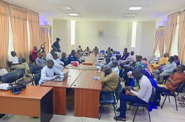 Matam : E yeeso haɗre ɓeydugol ndiyan Maayo Senegaal, Gouverneur Saïd Dia hokkinii yimɓe hoolaare, tee o semmbinii ƴeewtagol no ndiyan ɗam ɗowirta