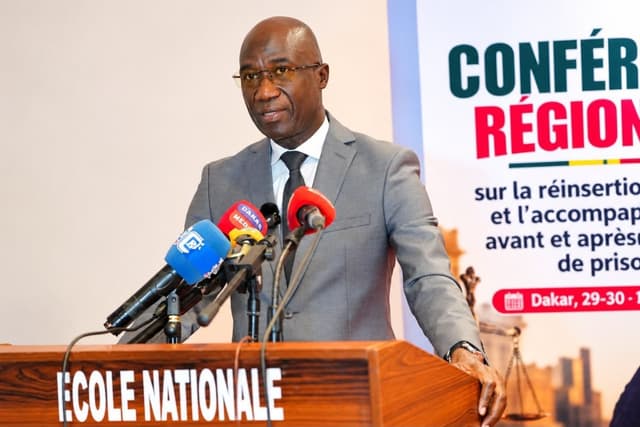Artugol e renndo : Me Moussa Sarr ɗaɓɓitii kaso ɗi hebla yimɓe ngam artude e nguurndam renndo