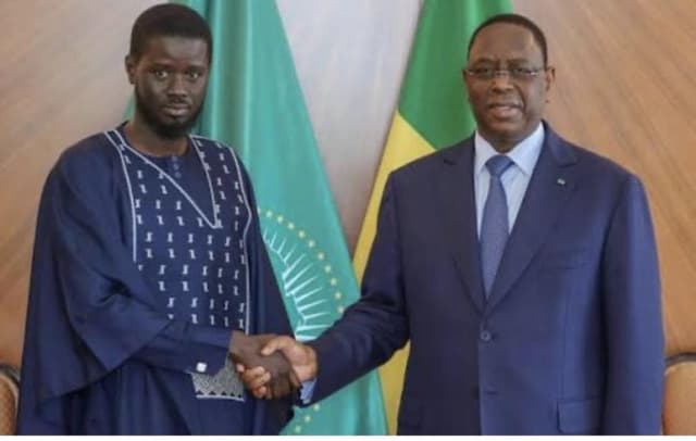 Ralliements politiques : l'APR dément tout accord entre Macky Sall et Bassirou Diomaye Faye