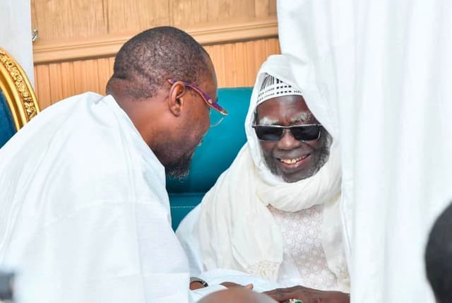 Touba : Ousmane Sonko reçu par le Khalife général des mourides